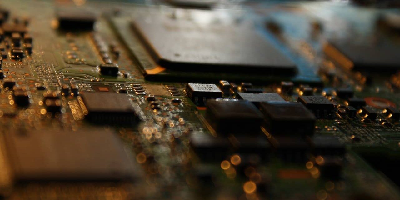 technical-647488_1280